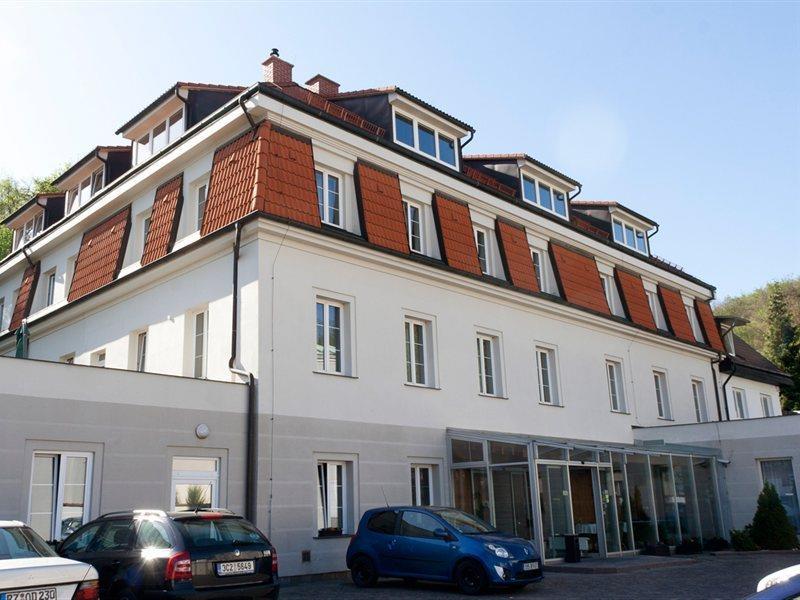 Hotel Popelka Prague Exterior photo