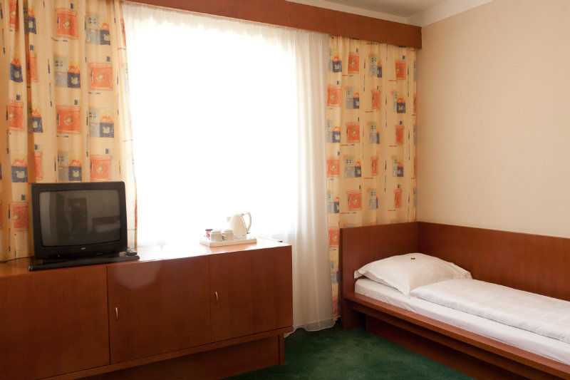 Hotel Popelka Prague Exterior photo
