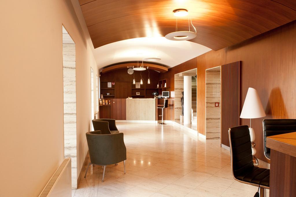 Hotel Popelka Prague Exterior photo