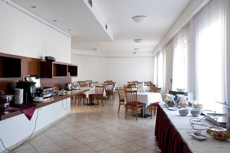 Hotel Popelka Prague Exterior photo